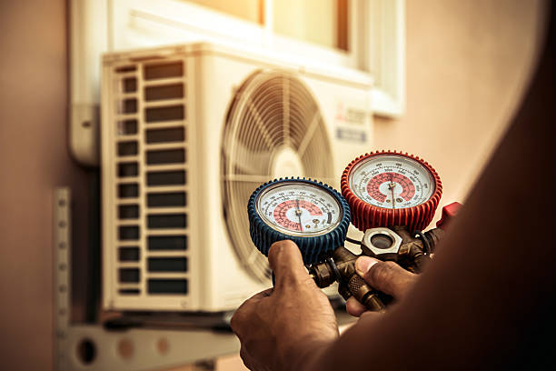 Professional Ductwork Repair technician working in Stockertown, PA